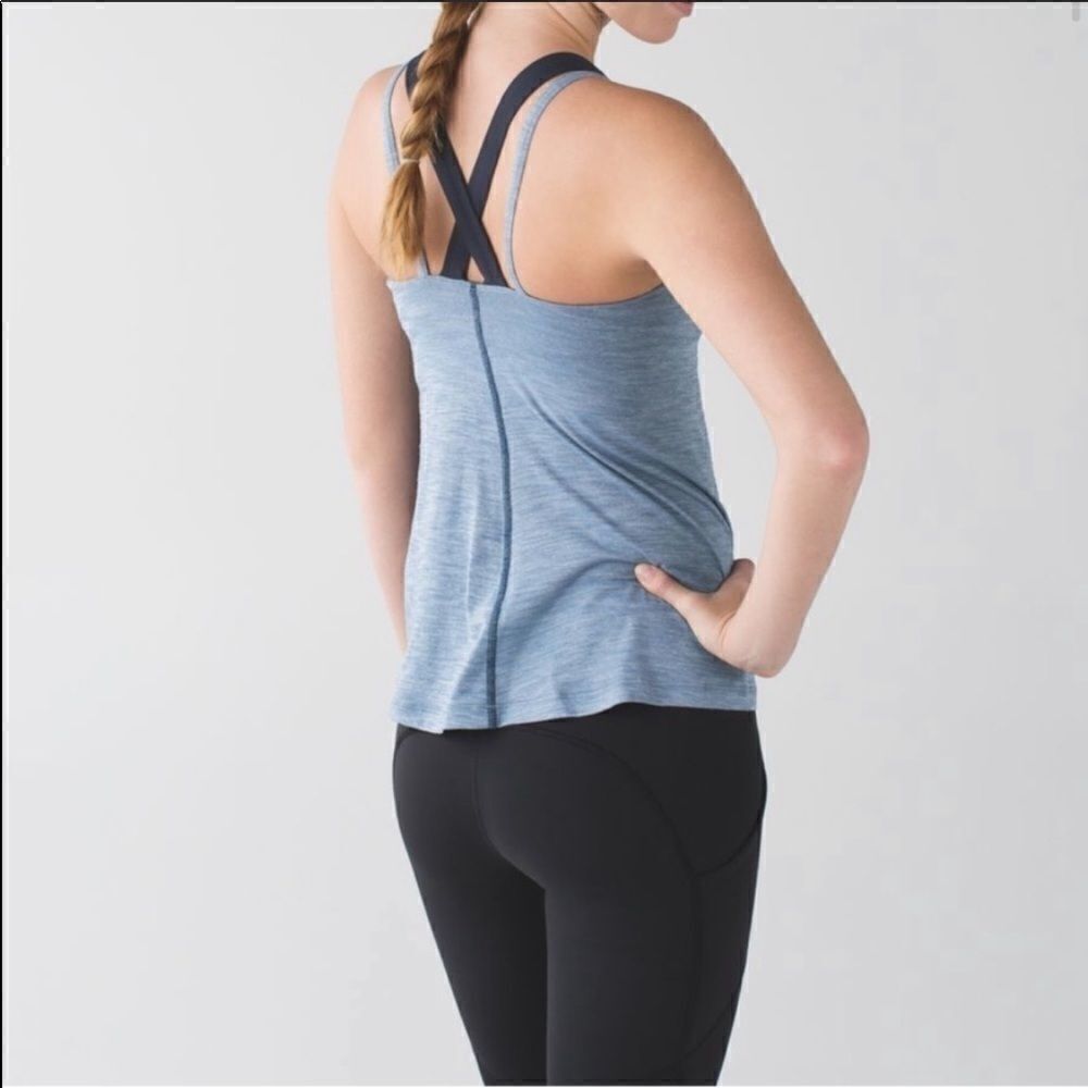 Lululemon Run For Gold Tank - Picture 4 of 14